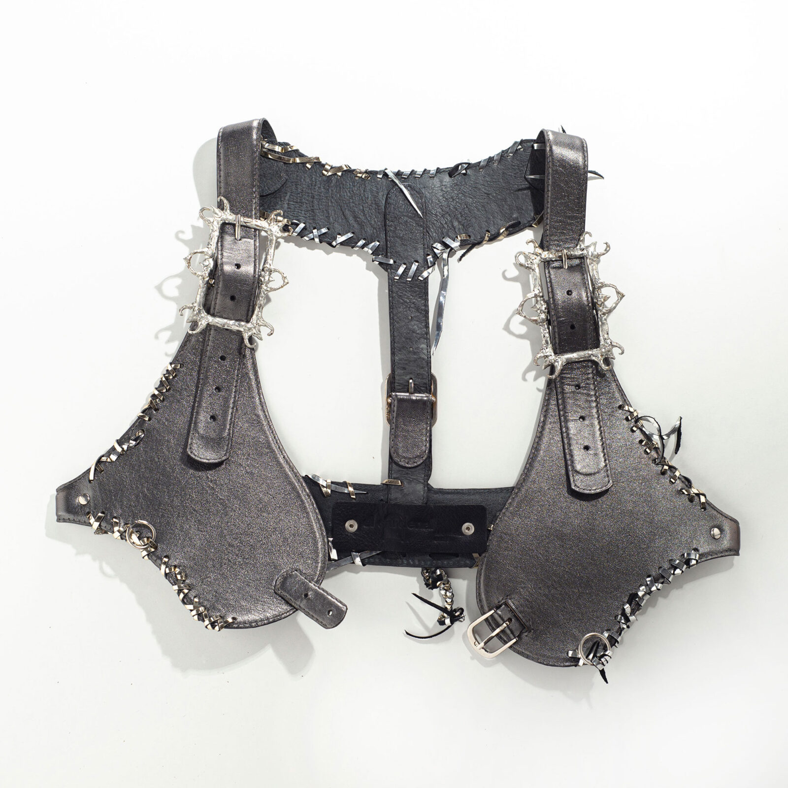 'Sutura' harness - Imagen 4