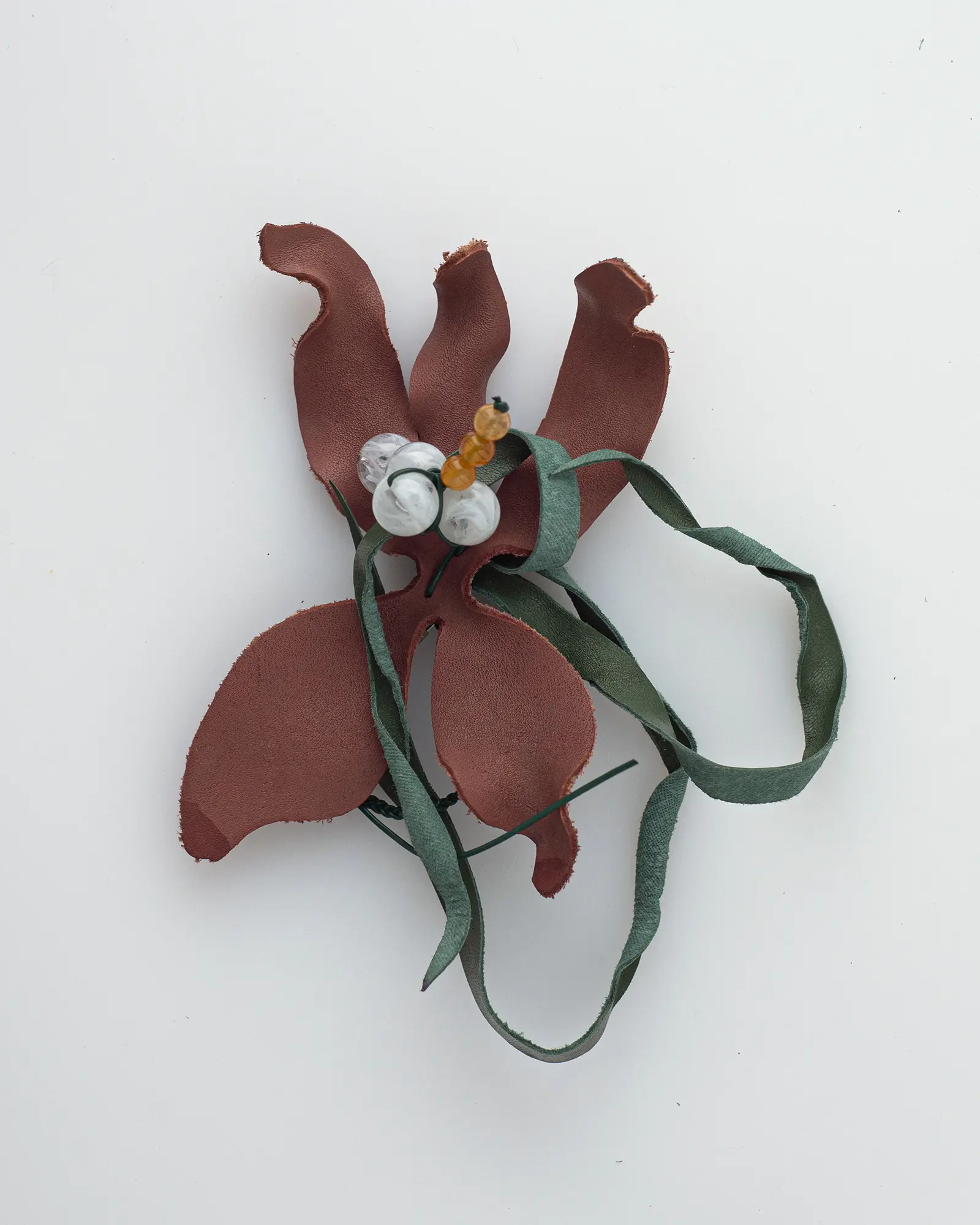'Vastago' brooch